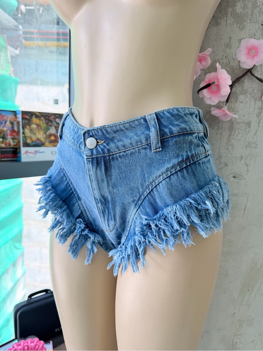 Frayed High Waist Denim Mini Shorts Daisy Dukes Light Blue Festival Wear Size 26